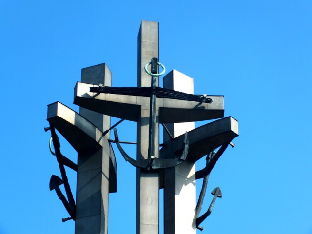 Solidarity Square – Monument