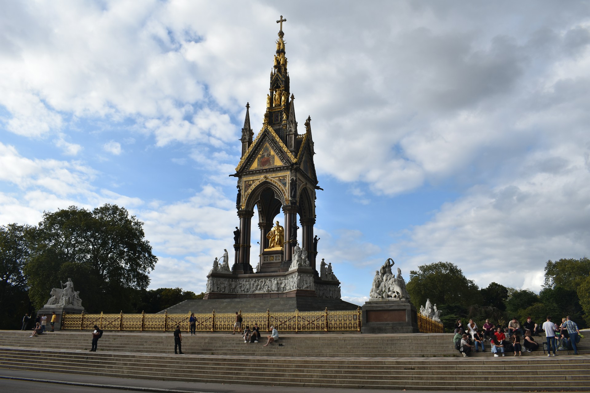 Denkmal der Trauer und des Ruhms: The Albert Memorial