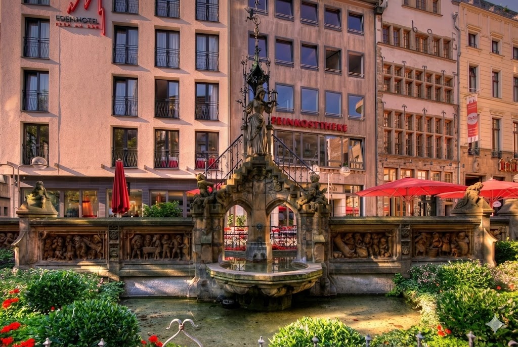 Heinzelmännchen Fountain: The Legend of Laziness